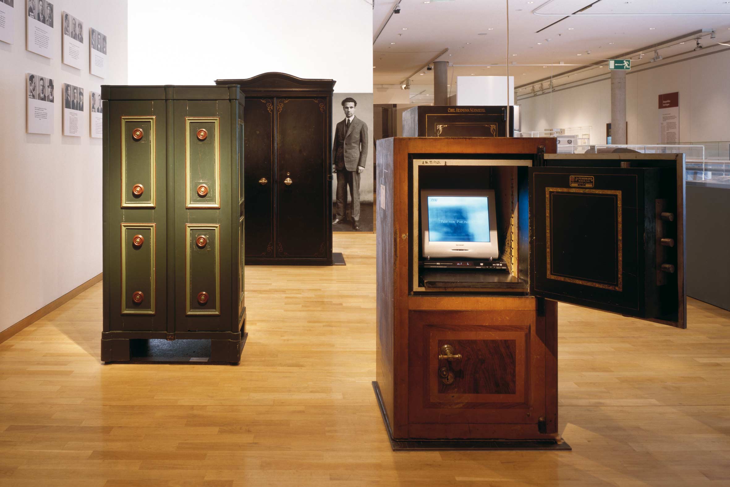 
Ausstellungsgestaltung Geld oder Leben, Museen für Kommunikation